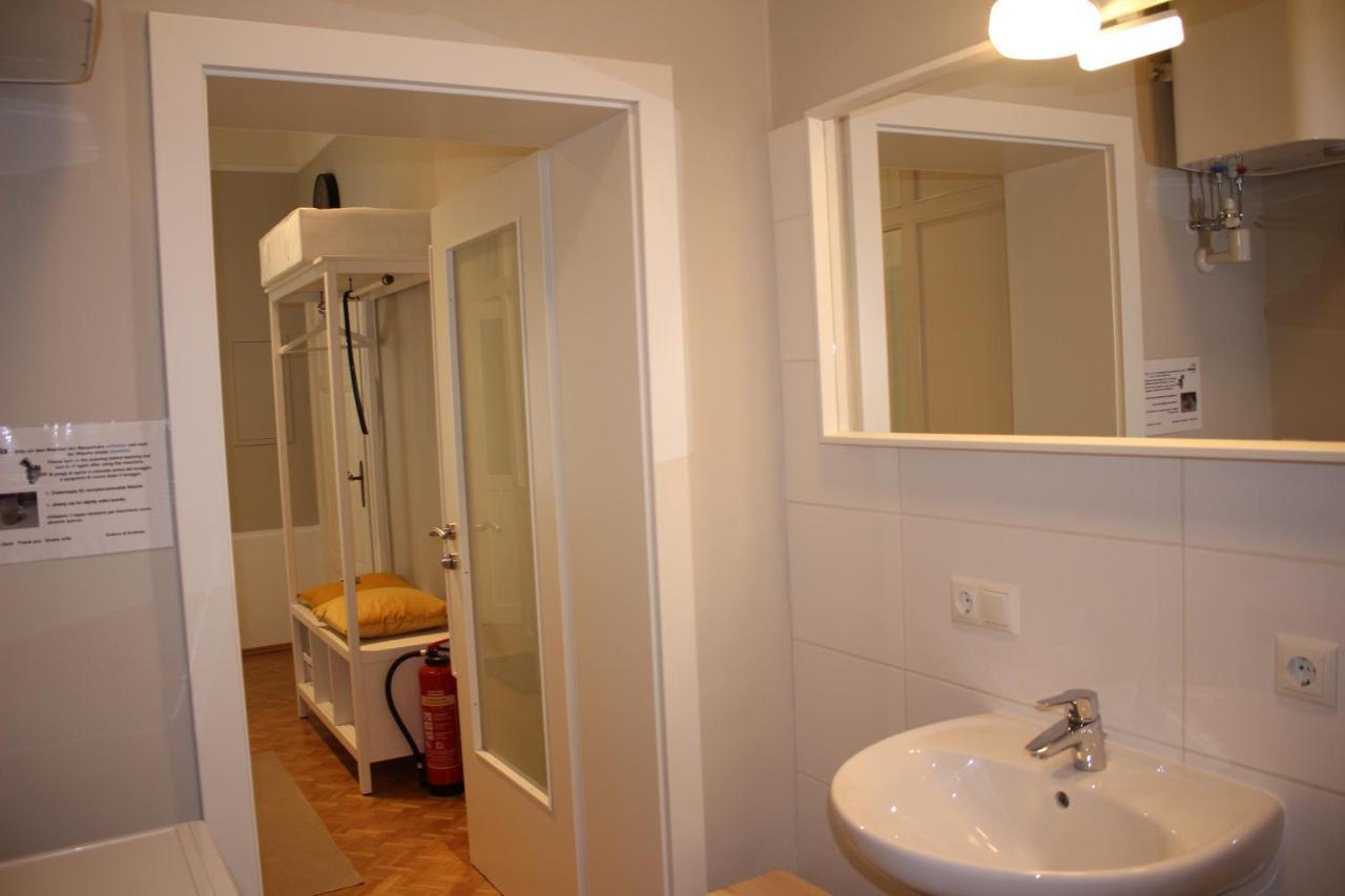 Apartamento White Flat By Grazrentals With Cool Location & Free Parking *